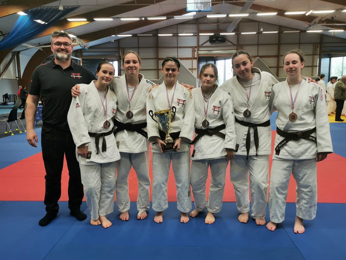 equipe-cadettes-3eme-region