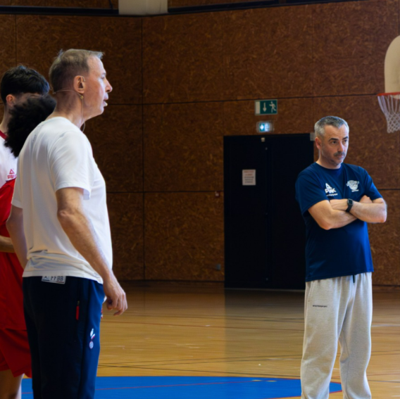 BASKET - 🏀 Le COP Basket a accueilli ce mercredi 8 avril Vincent Collet !