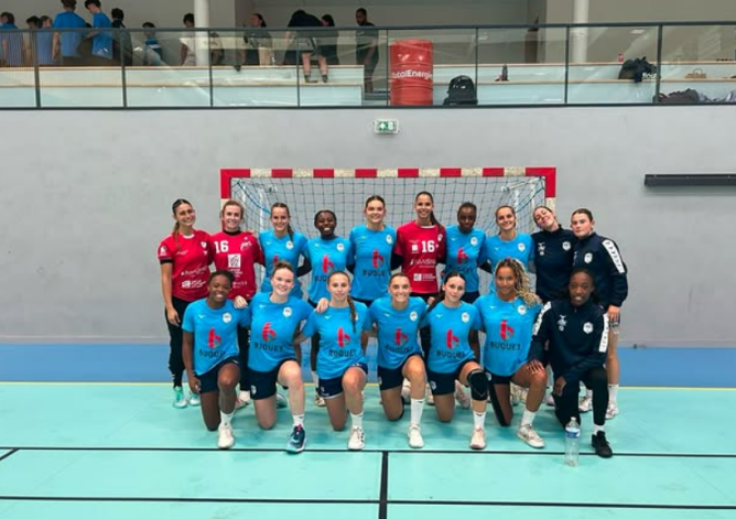 HAND - 🤾 Retour sur le match amical LE HAC contre ROZ’HAND à Cornouaille !